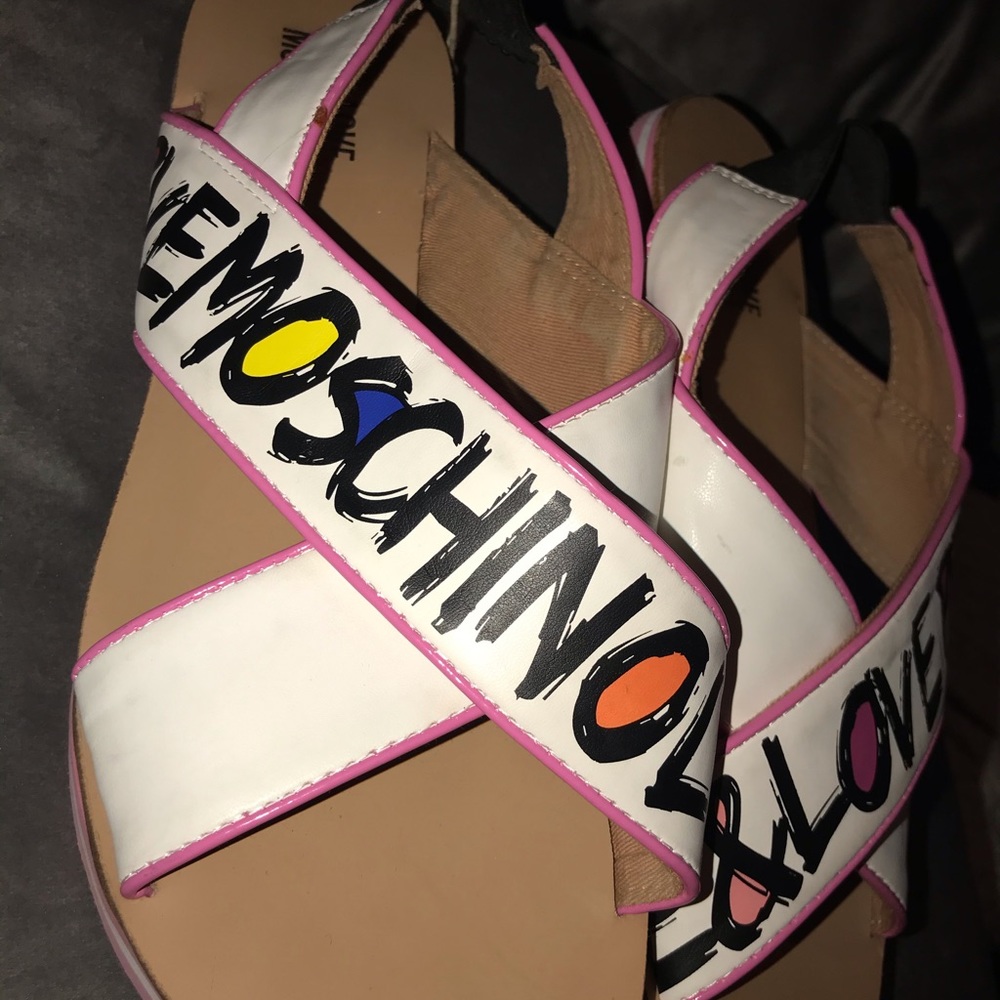 Designer slippers - Picture 2 of 4